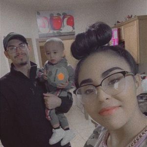 Meet your Posher, Carlos